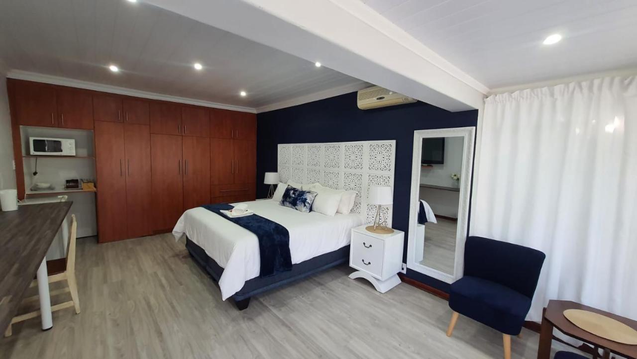 Gemstone Guest House Klerksdorp Eksteriør bilde