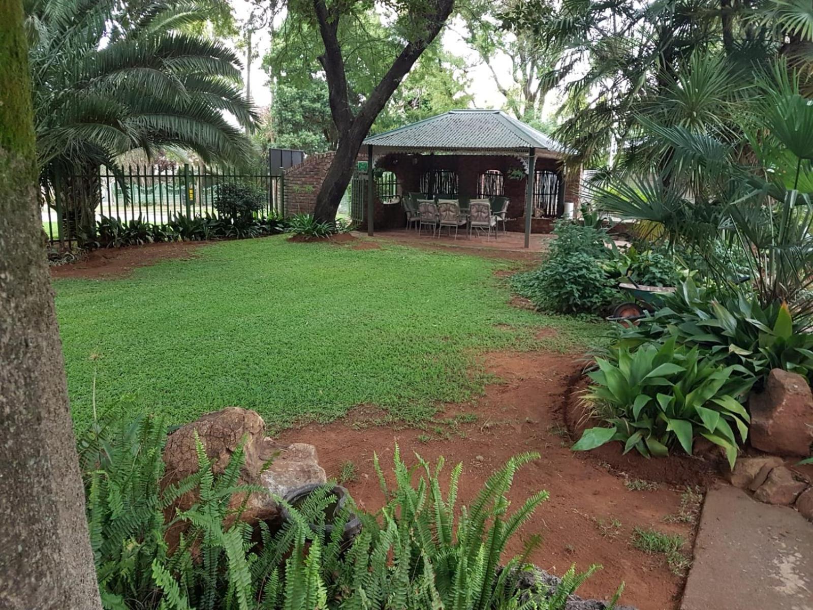 Gemstone Guest House Klerksdorp Eksteriør bilde